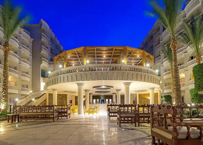 Hawaii Riviera Aqua Park - Families And Couples Only הורגהדה