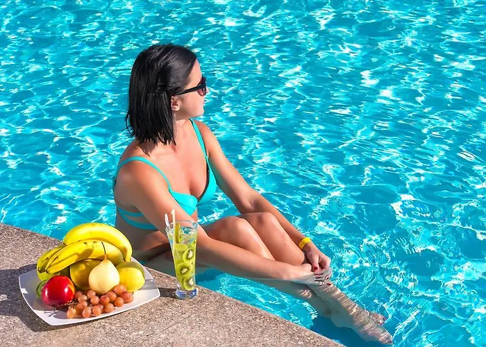 אתר נופש Hawaii Riviera Aqua Park - Families And Couples Only